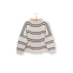 Et strikkeliv 2, ud i verden