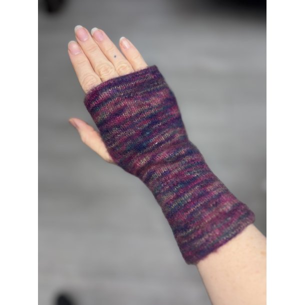 Moskus Qiviut Musk Ox H�ndledsvarmere lange med hul til tommelfinger 4