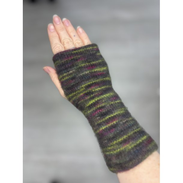 Moskus Qiviut Musk Ox H�ndledsvarmere lange med hul til tommelfinger 7