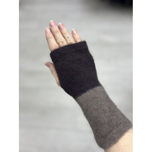 Moskus Qiviut Musk Ox H�ndledsvarmere lange med hul til tommelfinger 12