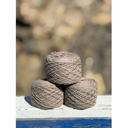 50% moskus, 50% lammeuld, natur, 2-tr�ds, ca. 50 gram 200 meter