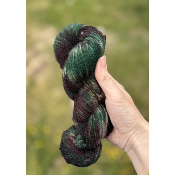 Qiviut Standard Moskusgarn 2 trds lbelngde 360 m, ca. 50 gram NUNA