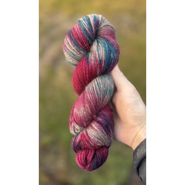 Qiviut Standard Moskusgarn 2 trds lbelngde 360 m, ca. 50 gram Pink Turkis