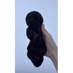 Qiviut Standard Moskusgarn 2 tr�ds l�bel�ngde 360 m, ca. 50 gram Brown Mix