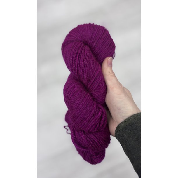 Qiviut Standard Moskusgarn 2 tr�ds l�bel�ngde 360 m, ca. 50 gram Pink