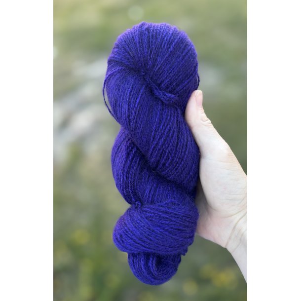 Qiviut Standard Moskusgarn 2 trds lbelngde 360 m, ca. 50 gram Lilla