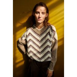 Et strikkeliv 2, ud i verden