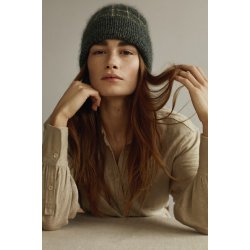 Stitches Af Helga Isager