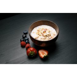REAL Field Meal Morgenmad Msli med Br / Muesli with berries 177 g. 704 kcal